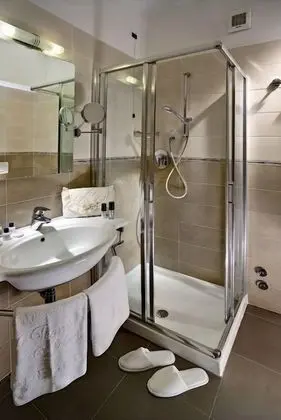 Comfort Tek Büyük veya İki Ayrı Yataklı Oda, Deniz Manzaralı