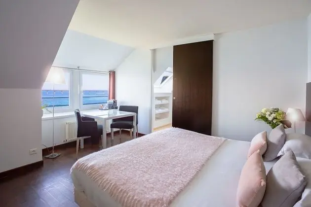 Deluxe Tek Büyük Yataklı Oda, Deniz Manzaralı