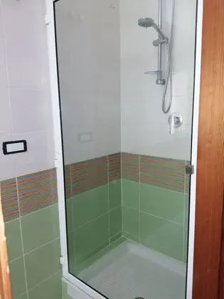 Dört Kişilik Oda, Balkon, Deniz Manzaralı