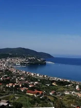 Dört Kişilik Oda, Balkon, Deniz Manzaralı