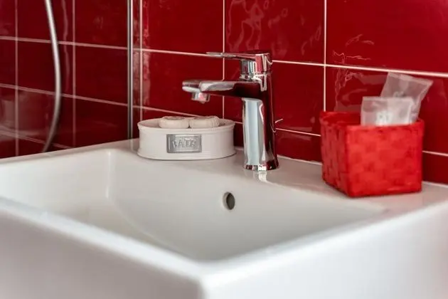 Tek Büyük Yataklı Oda, Bahçe Manzaralı