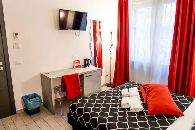 Büyük Yataklı Tek Kişilik Oda