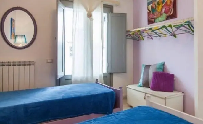 Luxury Apart Daire, 2 Yatak Odası, Mutfak, Kule