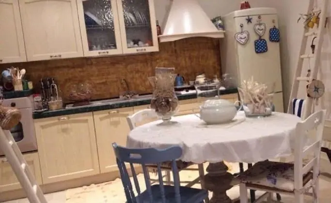 Luxury Apart Daire, 2 Yatak Odası, Mutfak, Kule