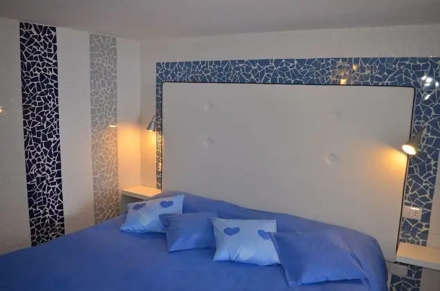 Dört Kişilik Oda, Balkon, Deniz Manzaralı