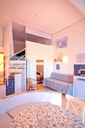 Dört Kişilik Oda, Balkon, Deniz Manzaralı