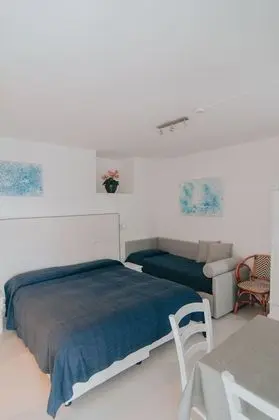 Dört Kişilik Oda, Balkon, Deniz Manzaralı