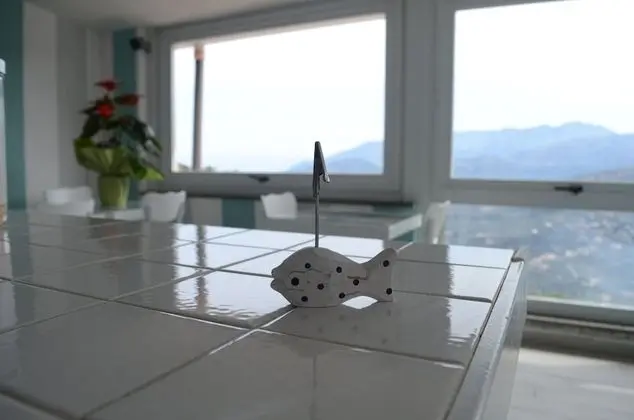 Dört Kişilik Oda, Balkon, Deniz Manzaralı