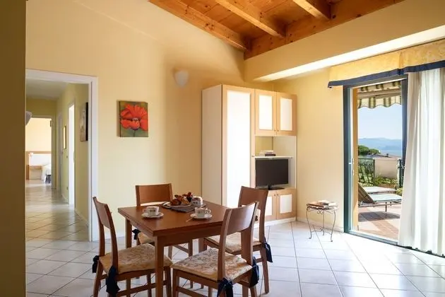 Standard Süit, 2 Yatak Odası, Balkon, Göl Manzaralı