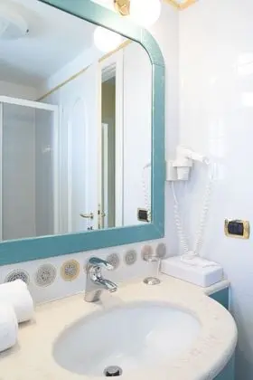 Standard Süit, 2 Yatak Odası, Balkon, Göl Manzaralı