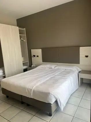 Standard Süit, 2 Yatak Odası, Teras, Bahçe Manzaralı