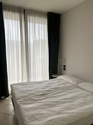 Standard Süit, 2 Yatak Odası, Teras, Bahçe Manzaralı