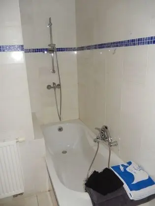 Double Room with Twin Bed