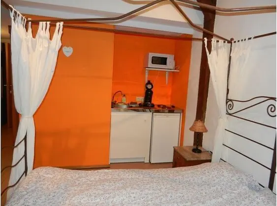 Standard Tek Büyük Yataklı Oda