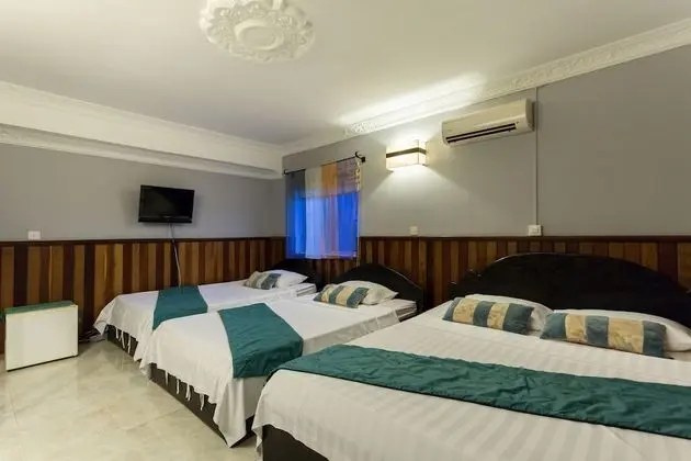 Deluxe Quadruple Room
