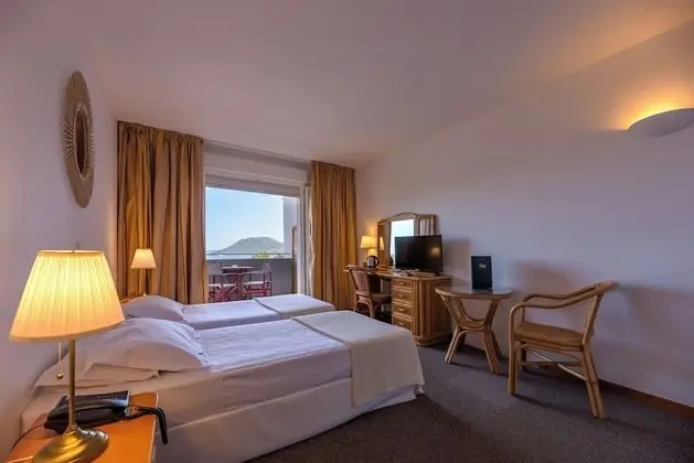 Standard Tek Büyük Yataklı Oda, Balkon, Deniz Manzaralı