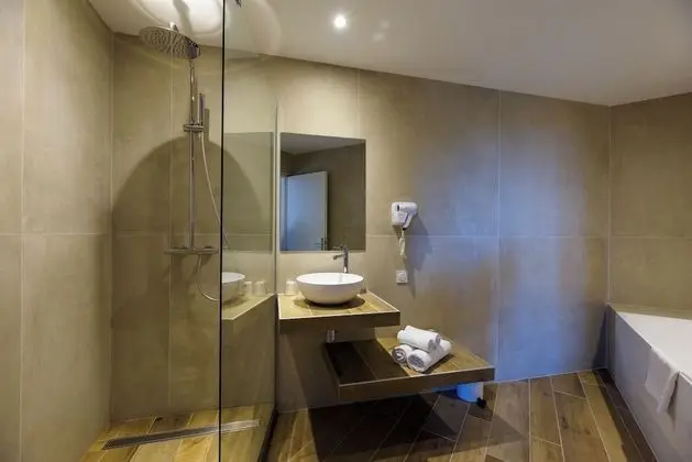 Standard Tek Büyük Yataklı Oda, Balkon, Deniz Manzaralı