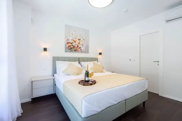 Luxury Villa, 5 Yatak Odası