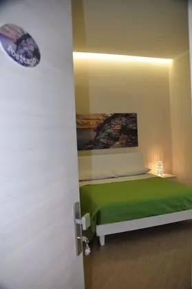 Basic Tek Büyük Yataklı Oda