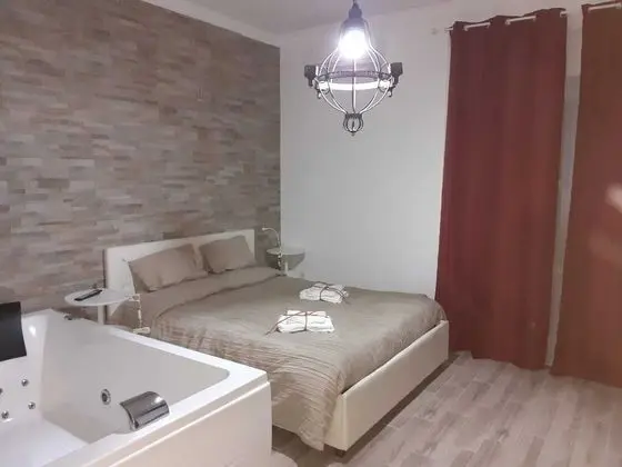 Romantic Stüdyo Süit, Jakuzi