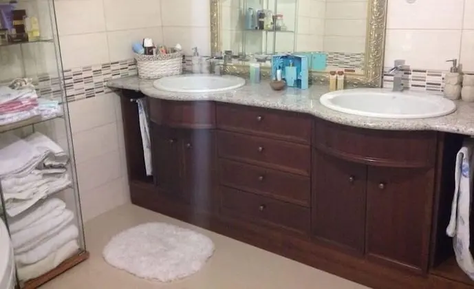 Süit, 2 Yatak Odası, Bahçe Manzaralı