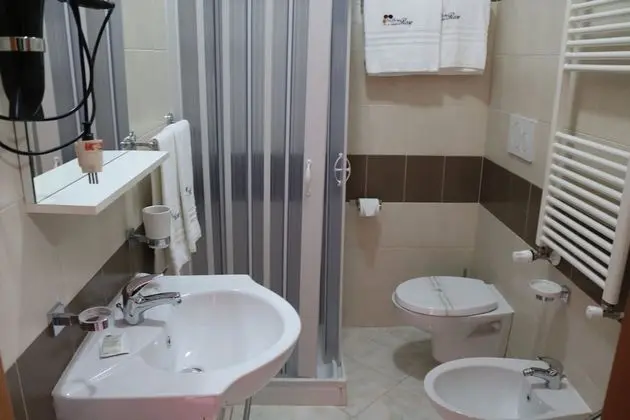 Tek Büyük veya İki Ayrı Yataklı Oda, Balkon