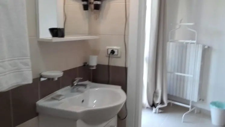 Tek Büyük veya İki Ayrı Yataklı Oda, Balkon