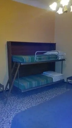 Dört Kişilik Oda