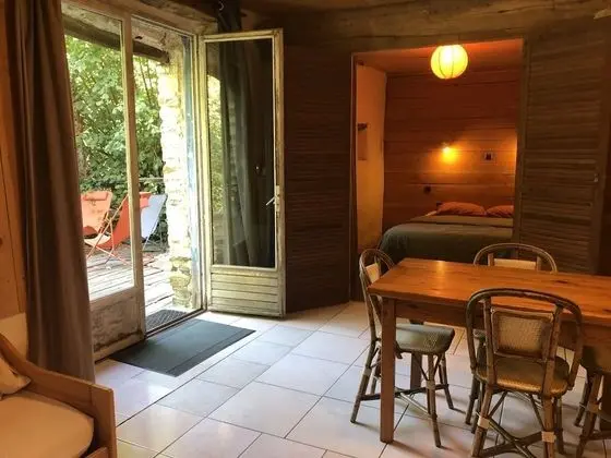 Kır Evi, Özel Banyo, Göl Manzaralı (4p meublé de tourisme **)