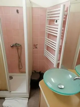 Standard Tek Büyük Yataklı Oda, 2 Çift Kişilik Yatak, Bağlantılı Odalar