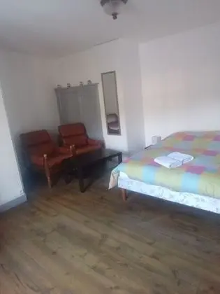 Tek Büyük Yataklı Oda, Sigara İçilmez