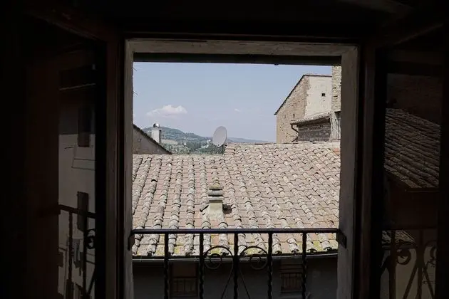 Standard Tek Büyük Yataklı Oda (Desiderio)