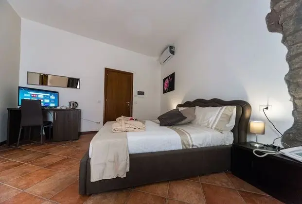 Comfort Tek Büyük Yataklı Oda