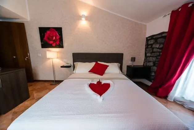 Comfort Tek Büyük Yataklı Oda