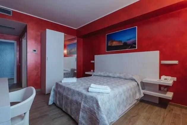 Deluxe Dört Kişilik Oda