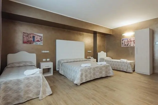 Deluxe Dört Kişilik Oda