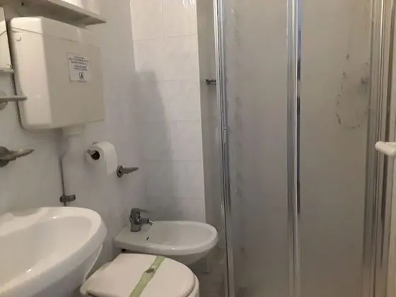 Economy Üç Kişilik Oda