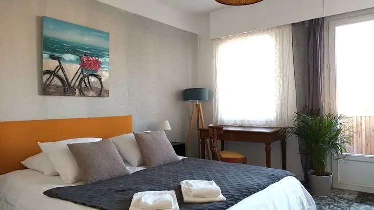 Tek Büyük Yataklı Oda, Balkon