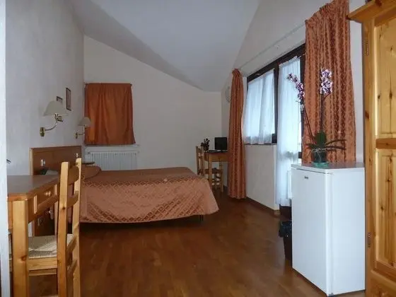 Basic Dört Kişilik Oda, Balkon, Dağ Manzaralı