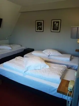 Üç Kişilik Oda, 3 Tek Kişilik Yatak, Sigara İçilmez