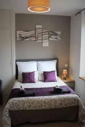 Tek Büyük Yataklı Oda (côté Mairie)