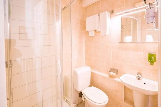 İki Ayrı Yataklı Oda