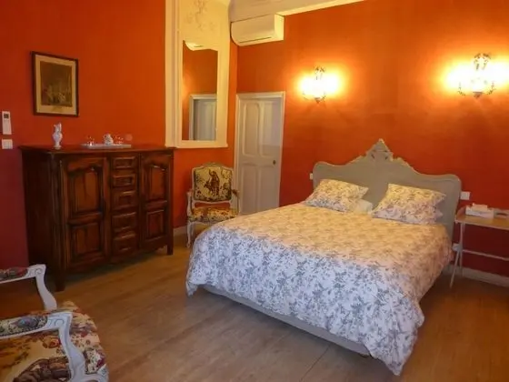 Standard Tek Büyük Yataklı Oda