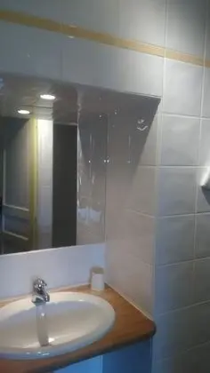 Tek Büyük Yataklı Oda (Jean Ysoré)