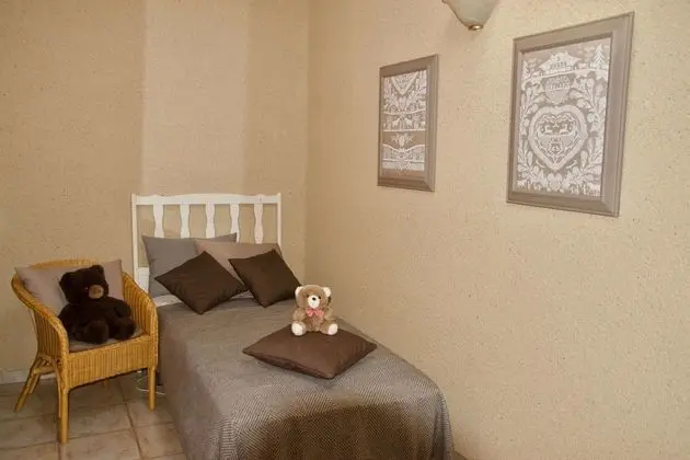 Classic Kır Evi, 2 Yatak Odası, Avlu Manzaralı, Bahçeli (Les Laurieres )