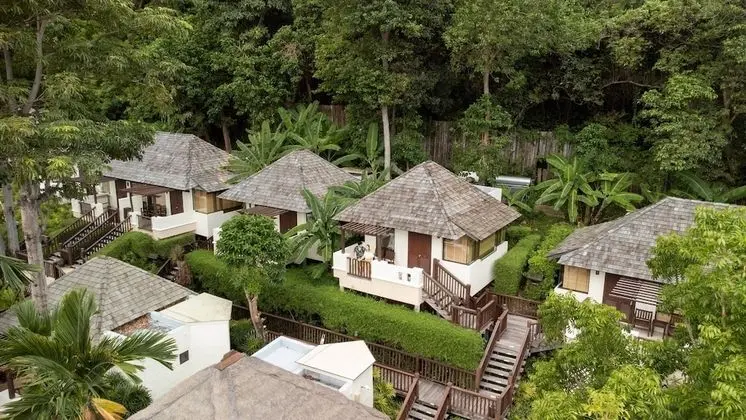 Deluxe Cottage Hillside