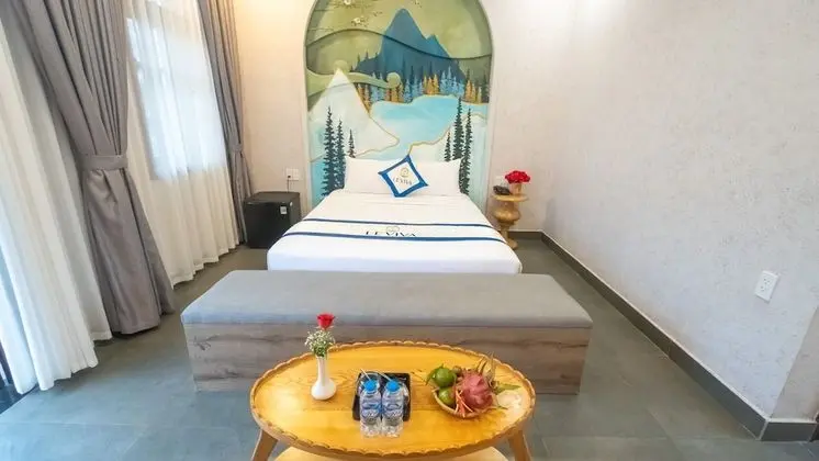 Deluxe Oda, Havuz Manzaralı