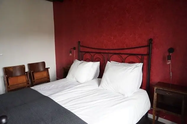 Tek Büyük Yataklı Oda (Hugo)