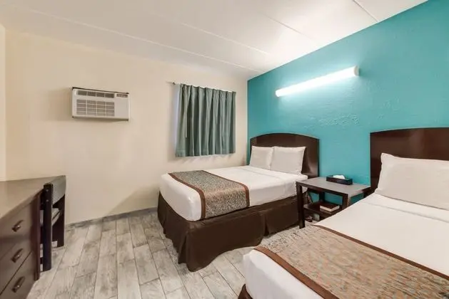 Süit, Birden Çok Yatak, Küçük Mutfak (Smoke Free, Two Rooms, Efficiency)