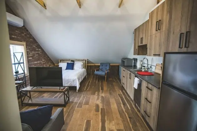 Romantic Çatı Katı (Loft), Banyolu/Duşlu (Cathedrale - 3e etage)